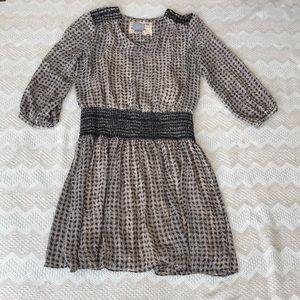 Patterned long sleeve dress